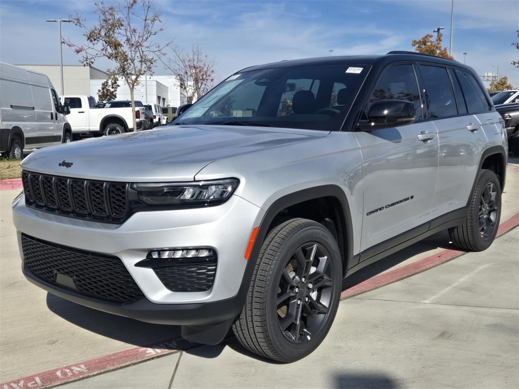 2025 Jeep Grand Cherokee Limited's photo
