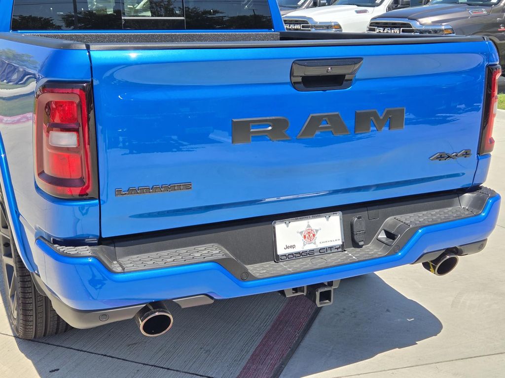 2026 RAM 1500 Laramie - Photo 6