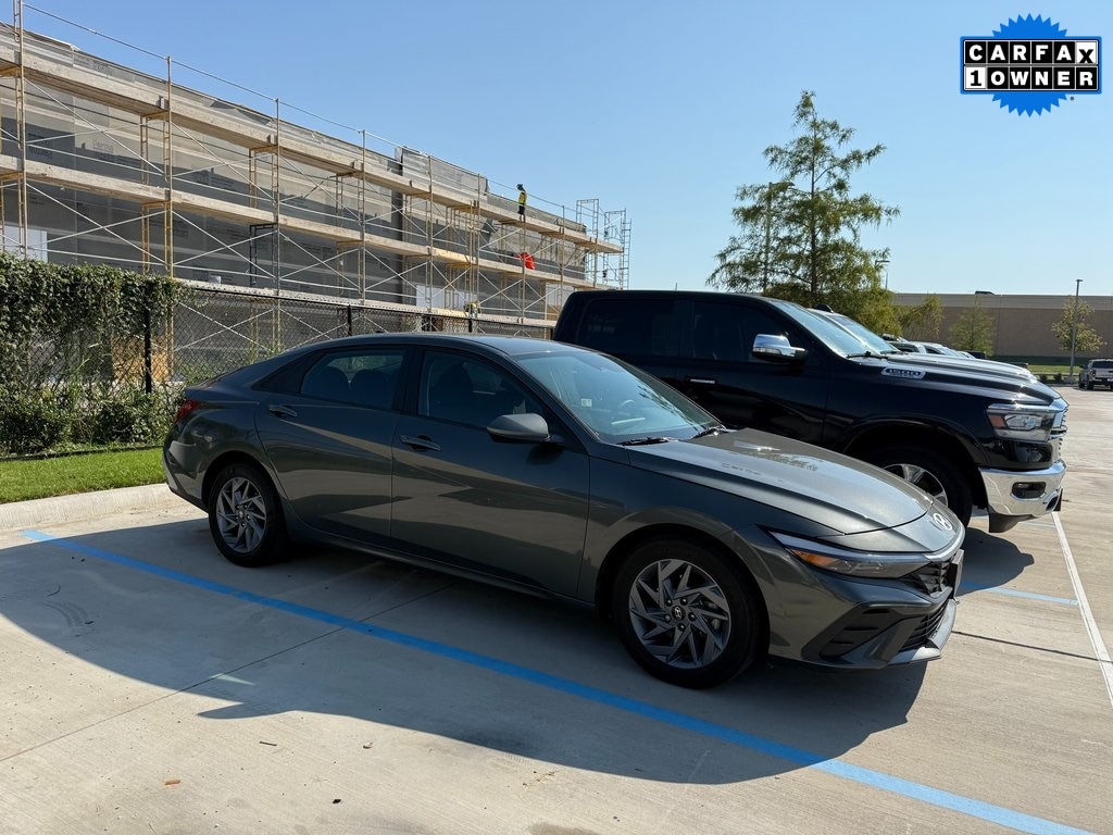 2024 Hyundai Elantra