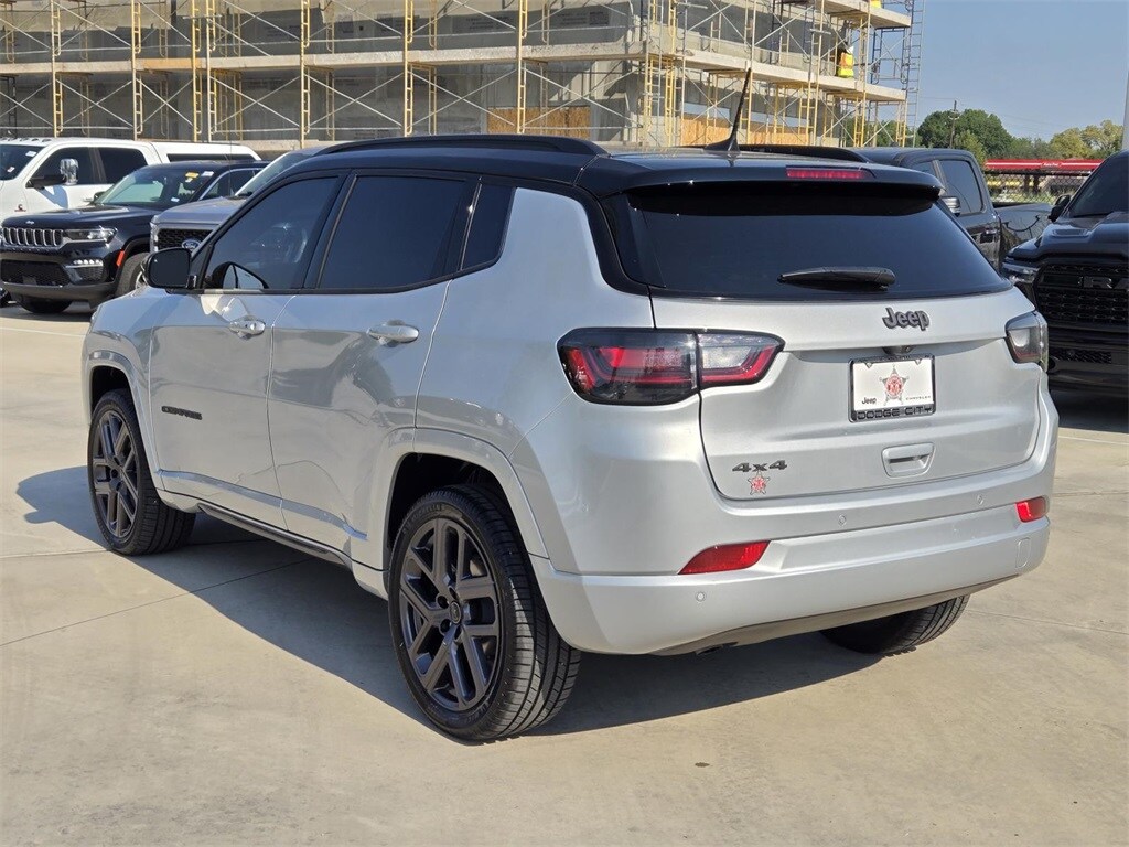 2025 Jeep Compass Limited photo 4