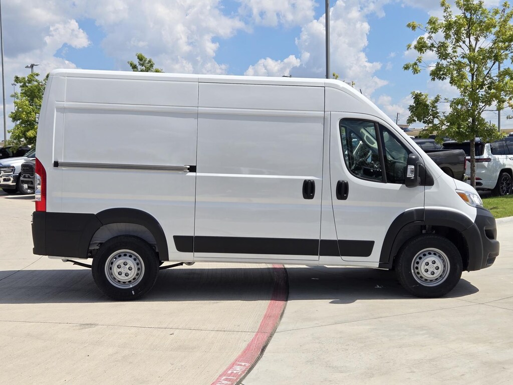 New 2025 Ram ProMaster PROMASTER 1500 TRADESMAN CARGO VAN HIGH ROOF 136' Cargo Van