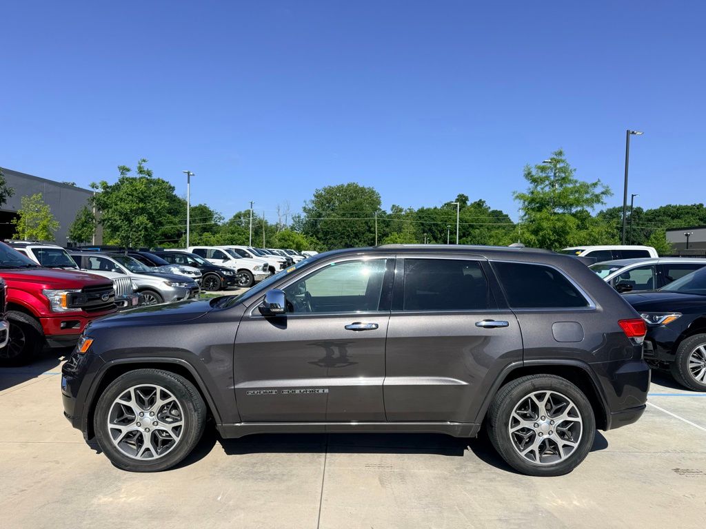 2020 Jeep Grand Cherokee Overland 4WD's photo