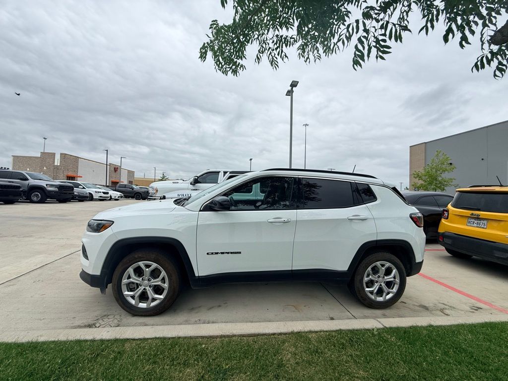 2024 Jeep Compass Latitude