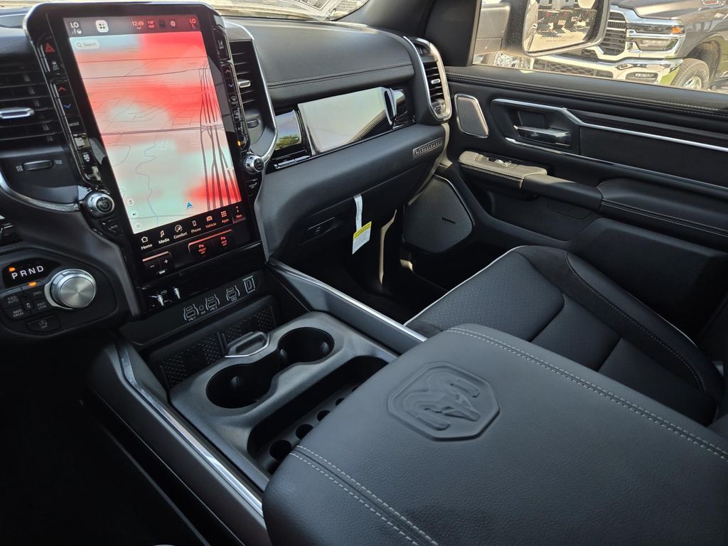 2026 RAM 1500 Laramie - Photo 19