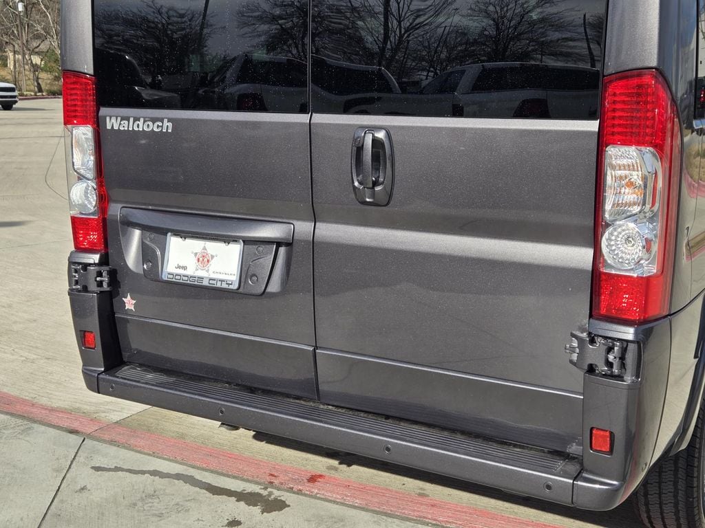 2024 RAM ProMaster Window Van Base - Photo 10