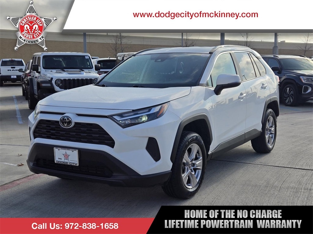 2024 Toyota RAV4 XLE