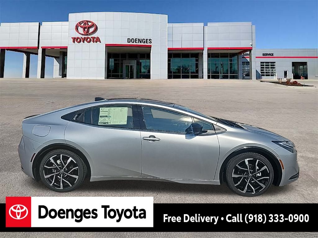 2026 Toyota Prius Plug-in Hybrid XSE Premium photo 2