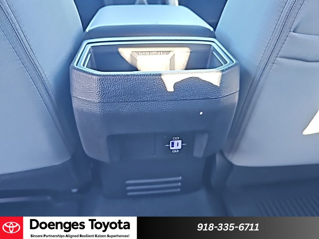 2026 Toyota Tacoma SR5 - Photo 19