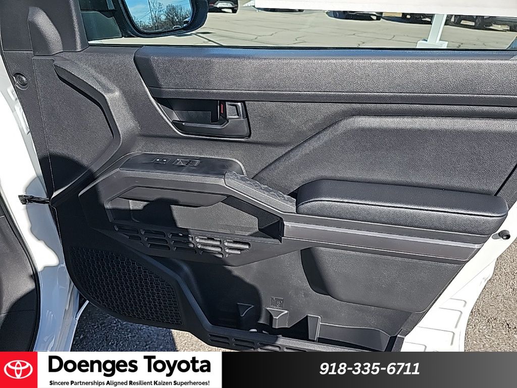 2026 Toyota Tacoma SR5 - Photo 25