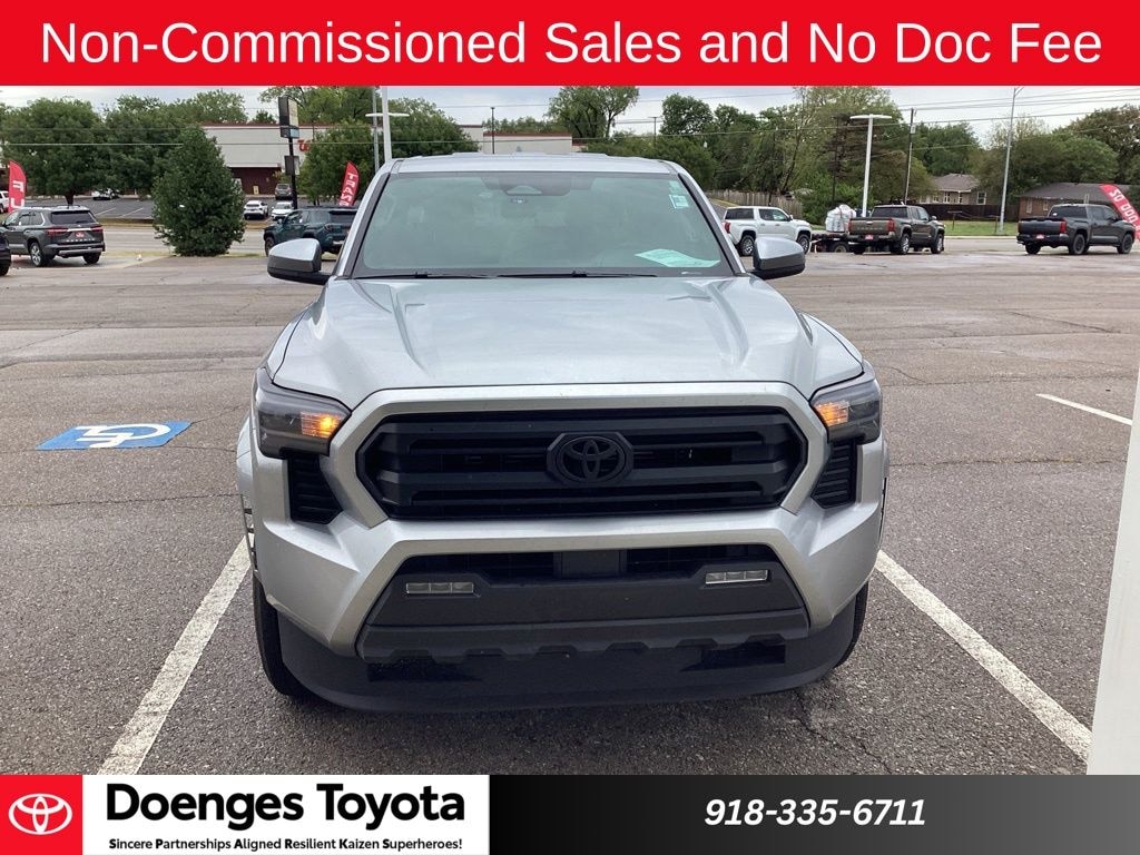 Used 2025 Toyota Tacoma SR5 Truck Double Cab