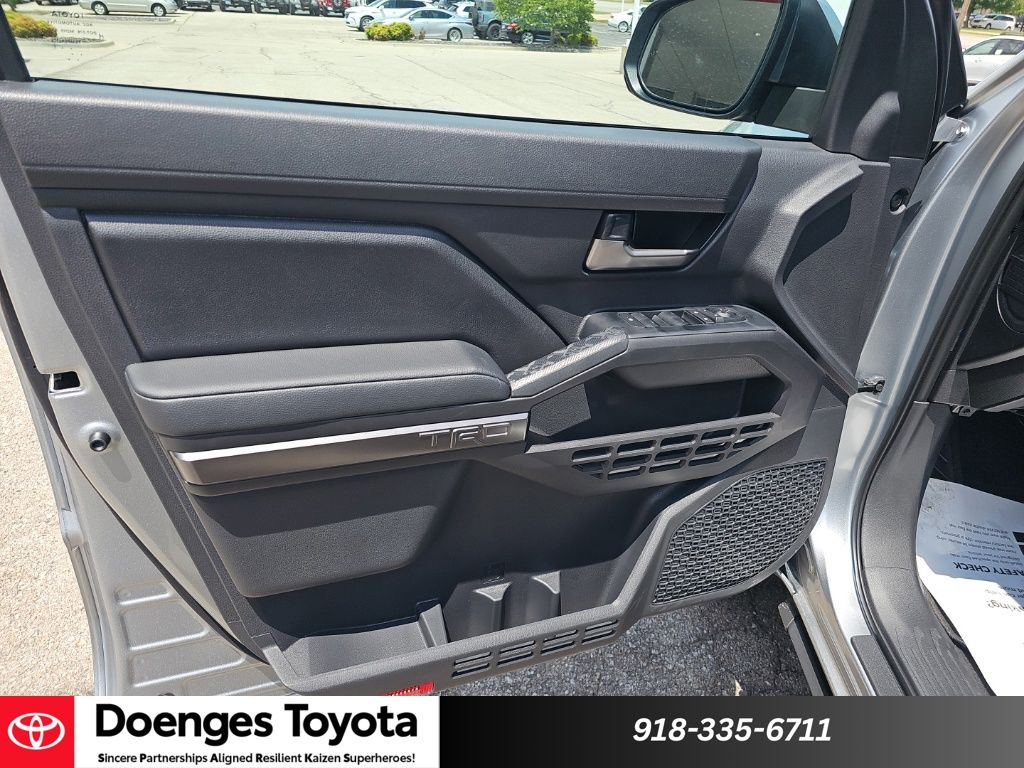 2026 Toyota Tacoma TRD Sport - Photo 17