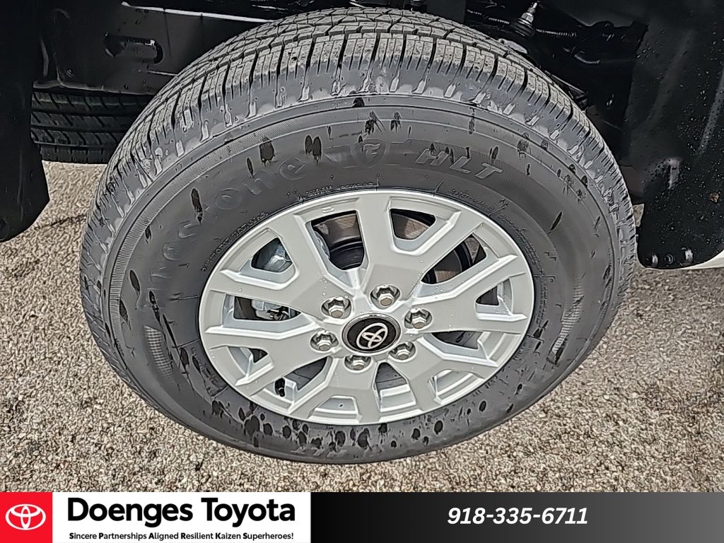2026 Toyota Tacoma SR5 - Photo 26