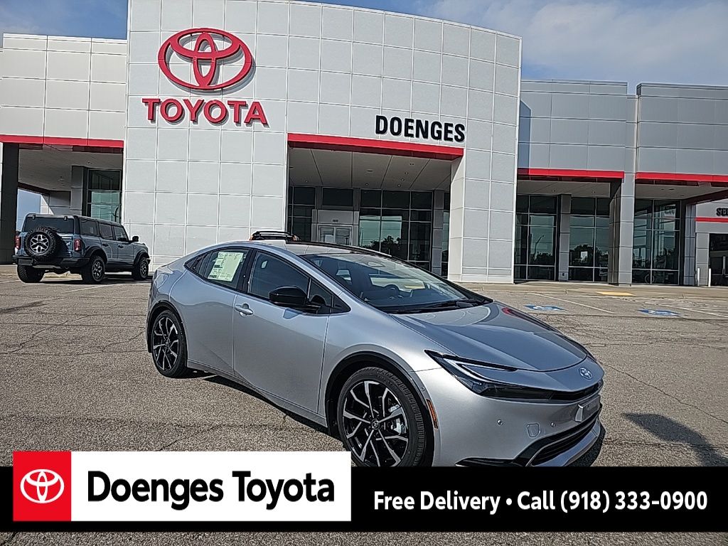 2026 Toyota Prius XSE Premium's photo