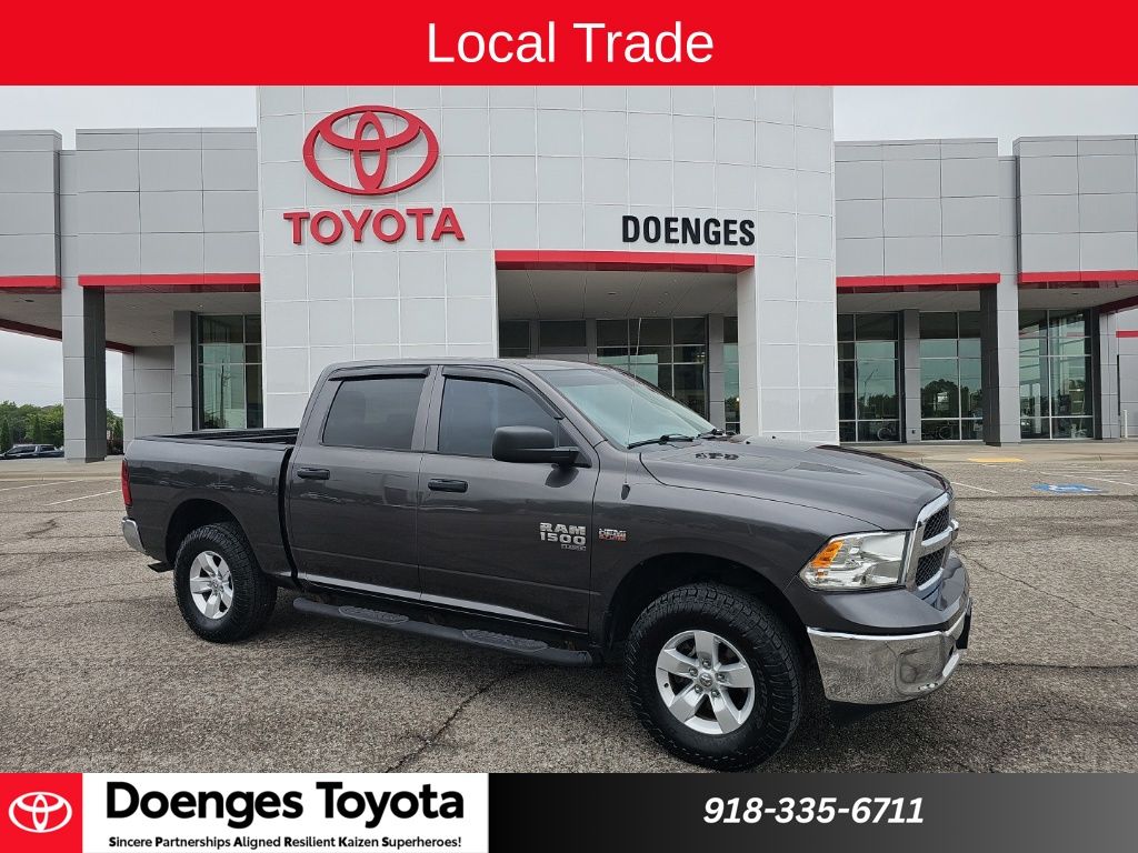 2019 RAM 1500 Classic Tradesman 4x4 Crew Cab 5'7's photo