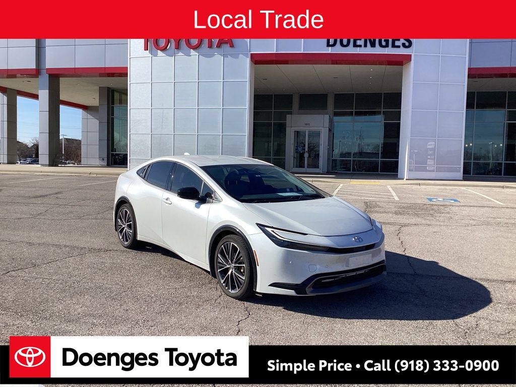 2024 Toyota Prius XLE's photo