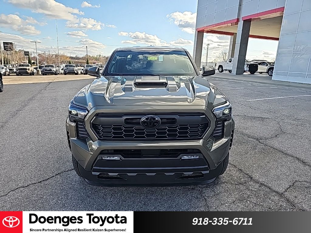 2026 Toyota Tacoma TRD Sport - Photo 9