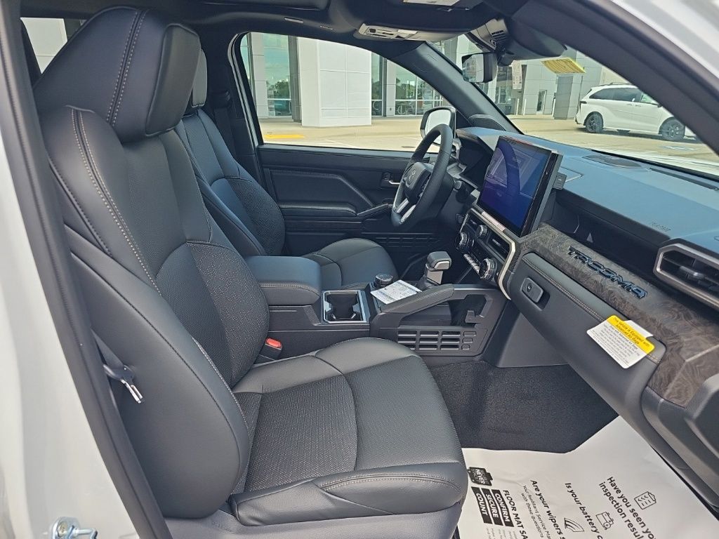 2026 Toyota Tacoma Limited - Photo 22