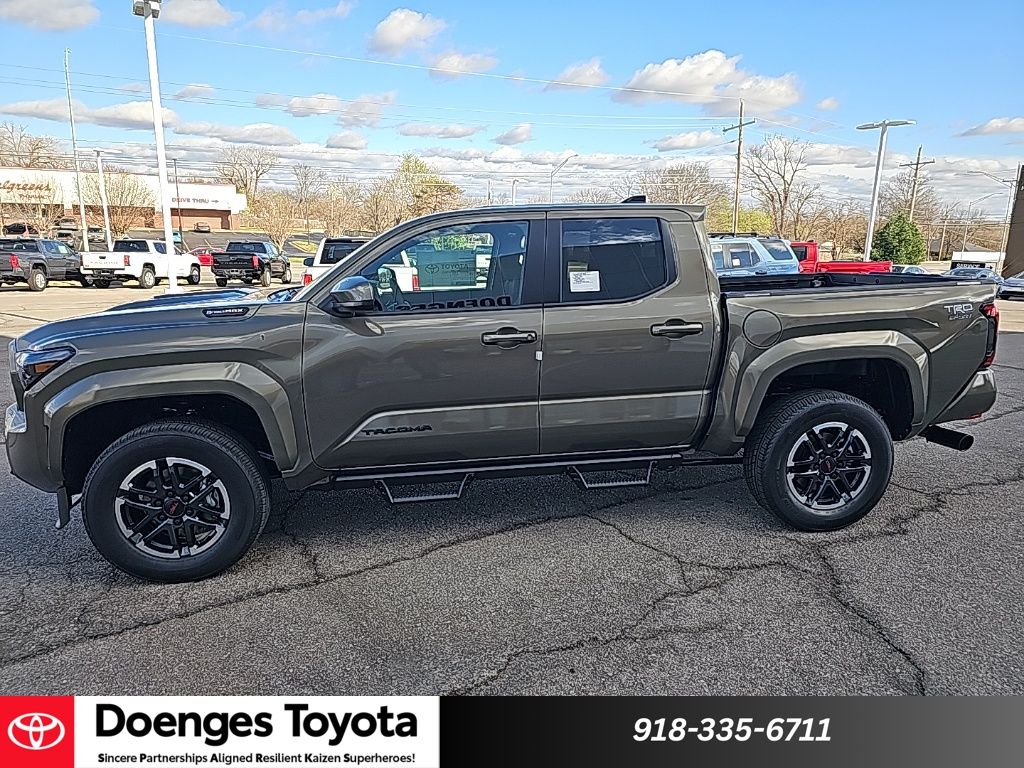 2026 Toyota Tacoma TRD Sport - Photo 8