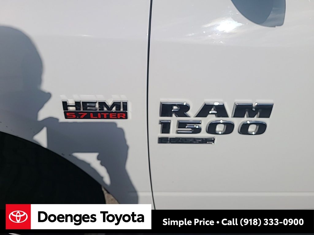 2019 Ram 1500 Classic Tradesman photo 2