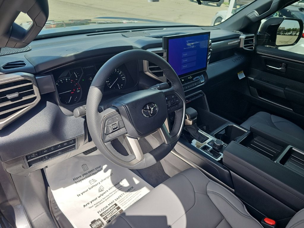 2026 Toyota Tundra SR5 - Photo 14