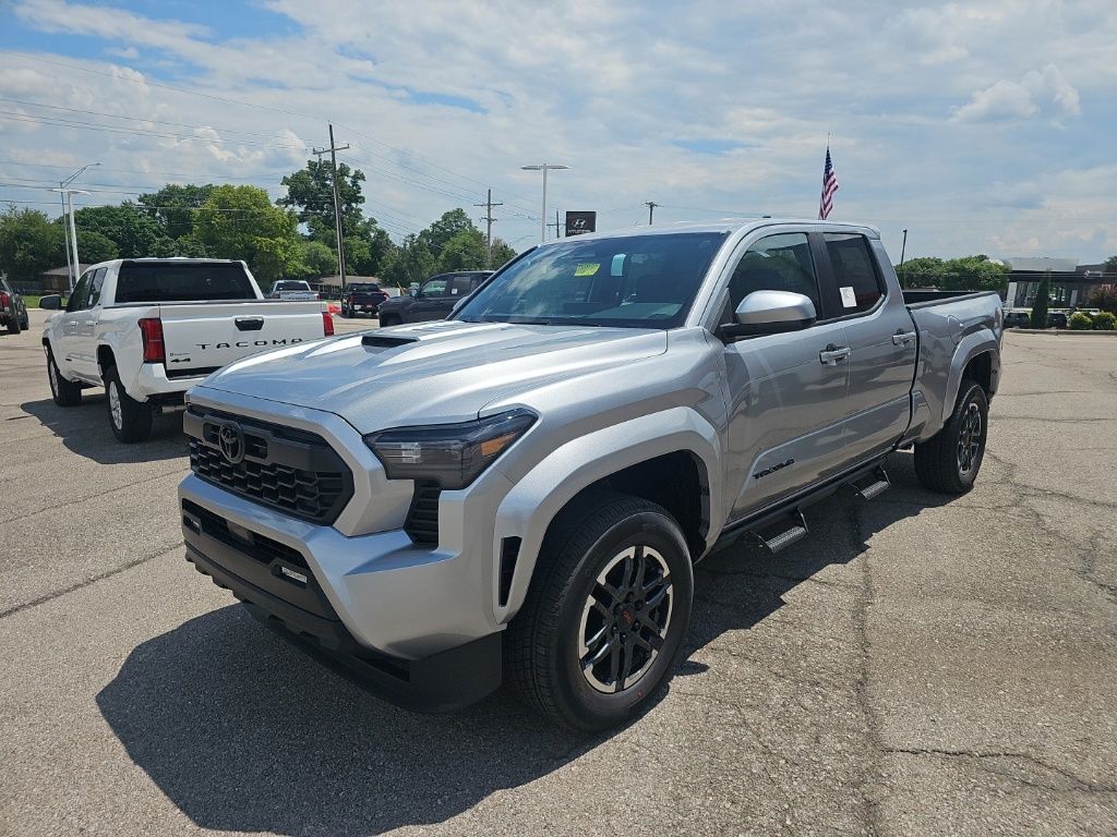 2026 Toyota Tacoma TRD Sport - Photo 9