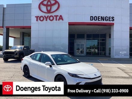 2025 Toyota Camry SE Sedan