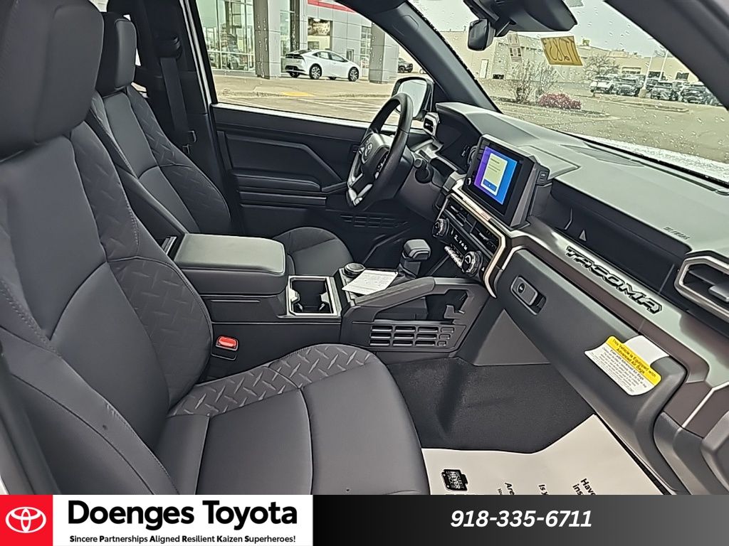 2026 Toyota Tacoma SR5 - Photo 23