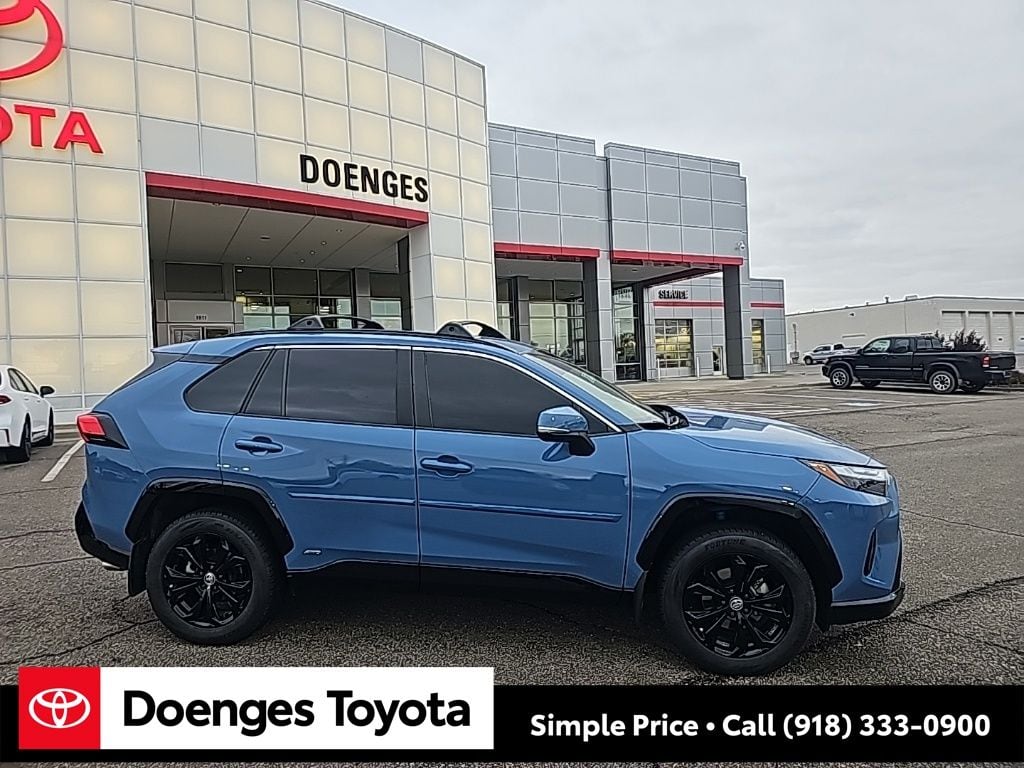 Used 2023 Toyota RAV4 Hybrid SE SUV