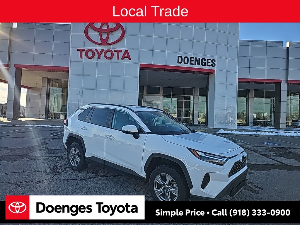 2022 Toyota RAV4 XLE