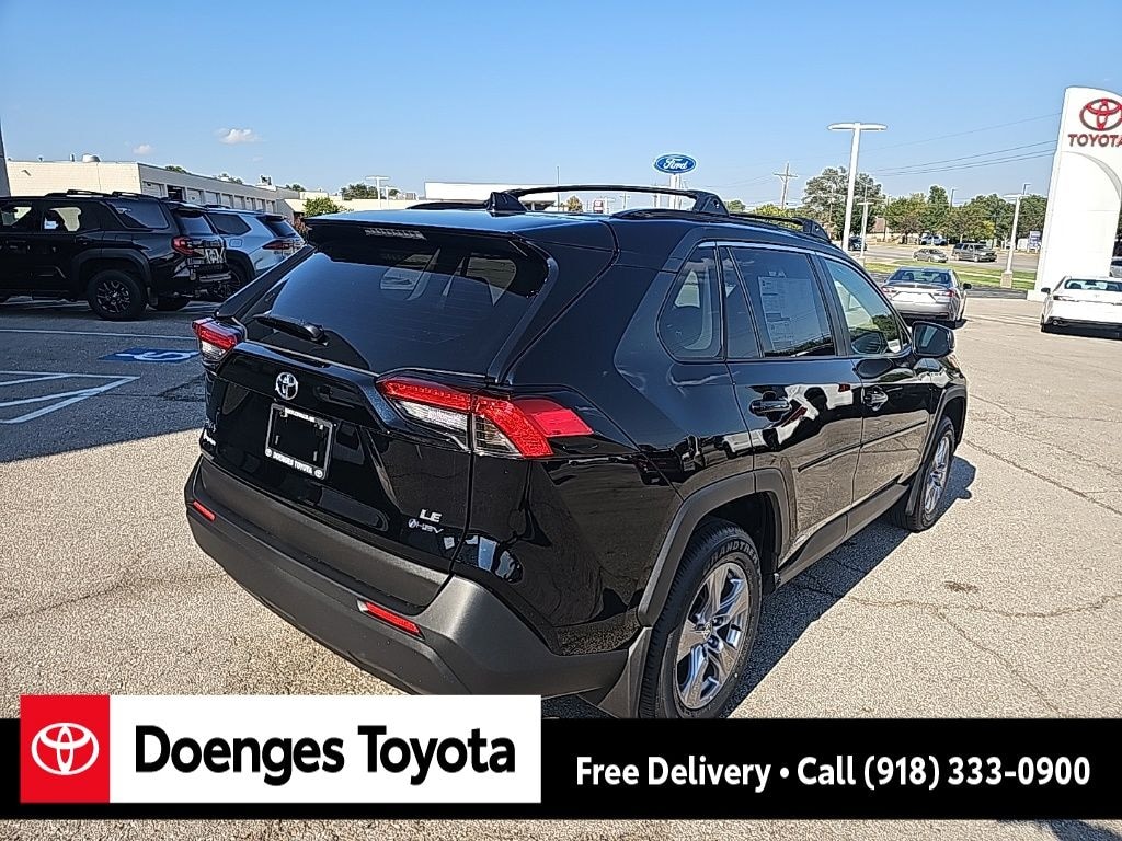 New 2025 Toyota RAV4 Hybrid LE SUV