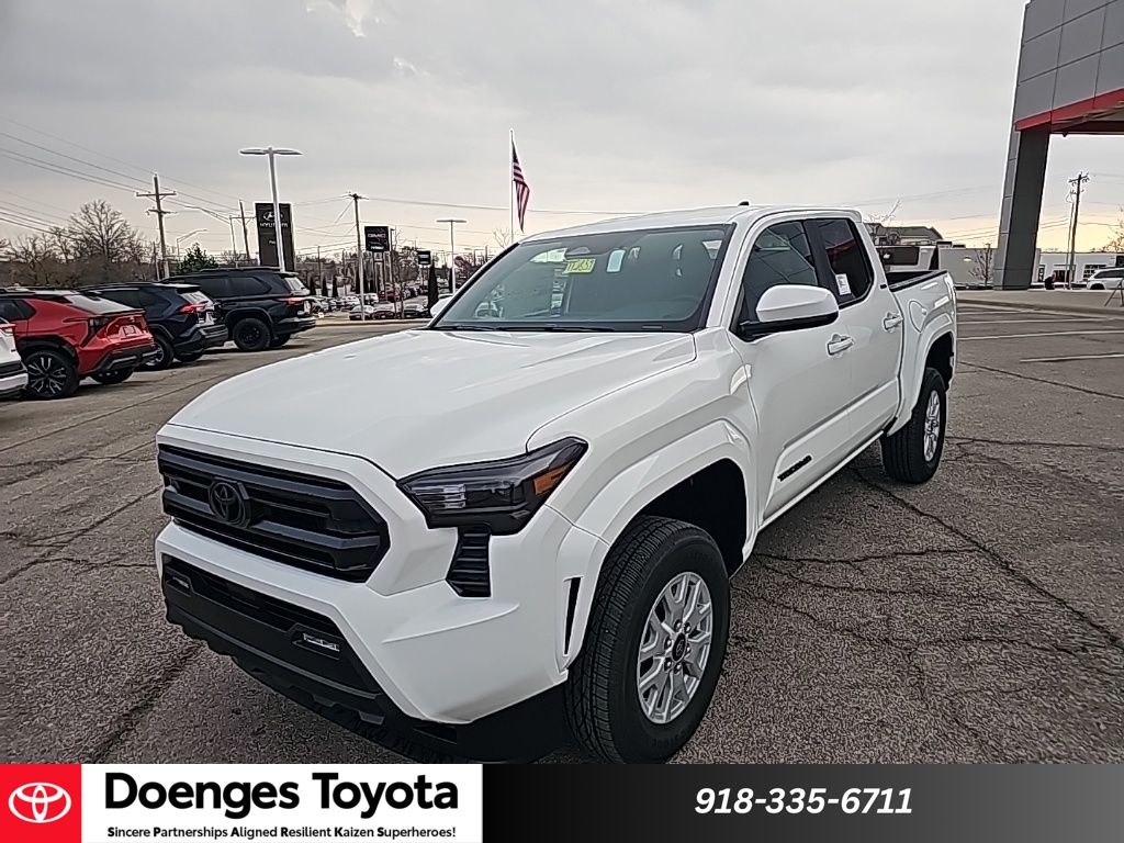 2026 Toyota Tacoma SR5 - Photo 9