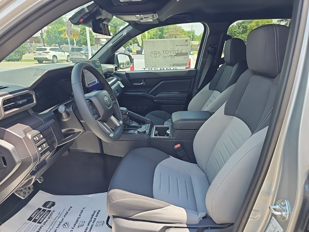 2026 Toyota Tacoma TRD Sport - Photo 12