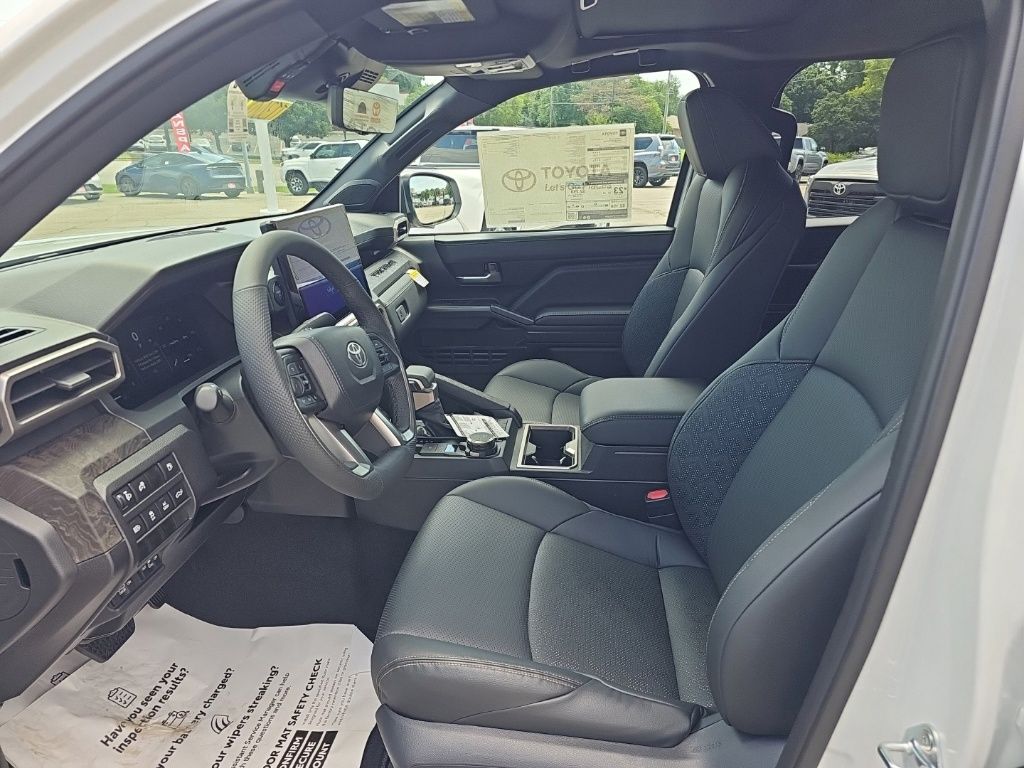2026 Toyota Tacoma Limited - Photo 12