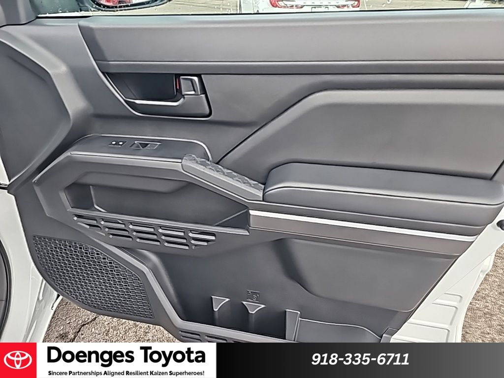 2026 Toyota Tacoma SR5 - Photo 25