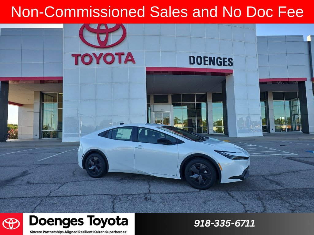 White (Wind Chill Pearl) 2027 Toyota Prius Hatchback Front-Wheel Drive Continuously Variable Transmission