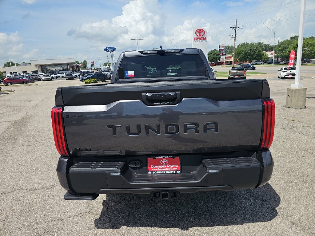2026 Toyota Tundra SR5 - Photo 6