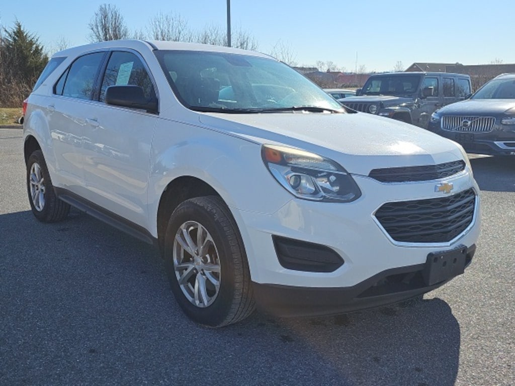 Used 2017 Chevrolet Equinox LS SUV