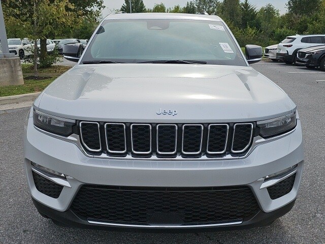 2024 Jeep Cherokee Limited 4xe photo 2