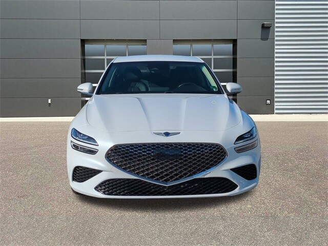 2023 Genesis G70 2.0T Sport Prestige photo 2