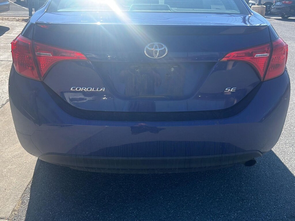 Used 2017 Toyota Corolla SE Sedan