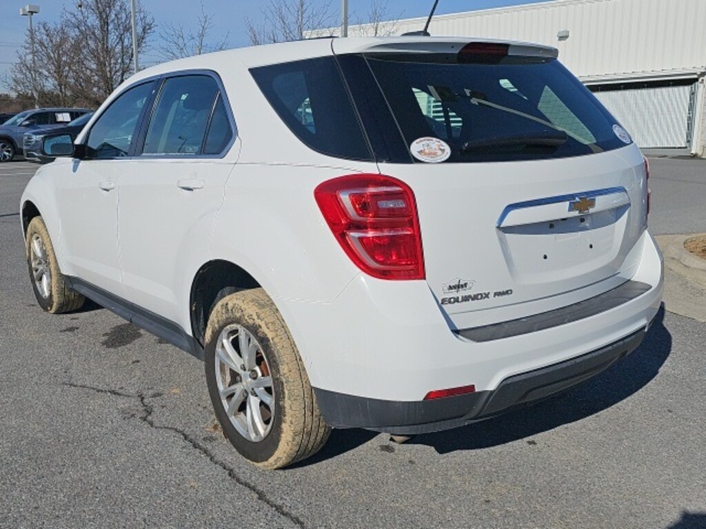 Used 2017 Chevrolet Equinox LS SUV