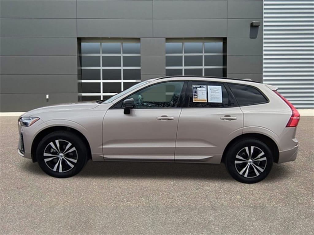 Certified 2025 Volvo XC60 B5 Core SUV