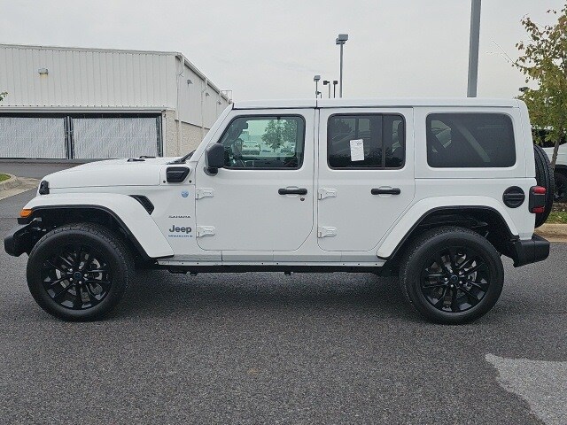 2024 Jeep Wrangler 4xe Sahara photo 3