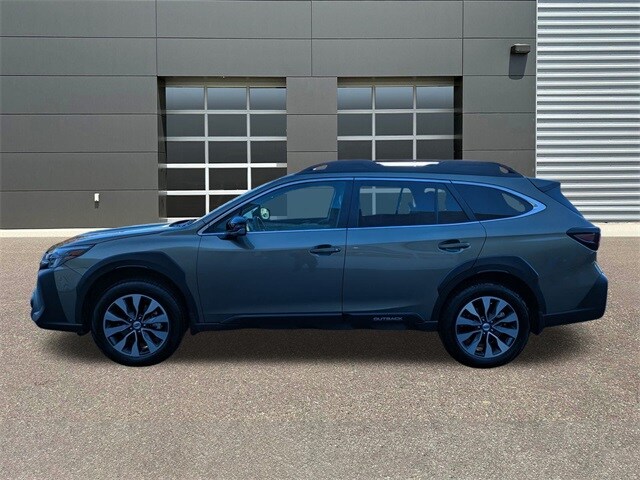 2025 Subaru Outback Limited photo 4