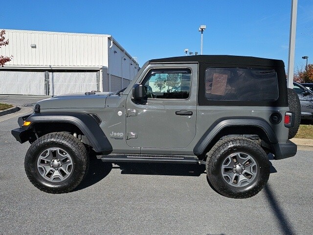 2018 Jeep Wrangler Sport S photo 3