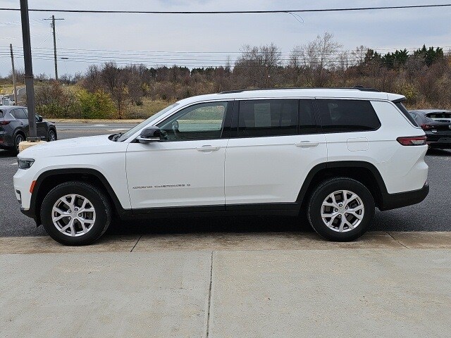 2022 Jeep Grand Cherokee Limited photo 3
