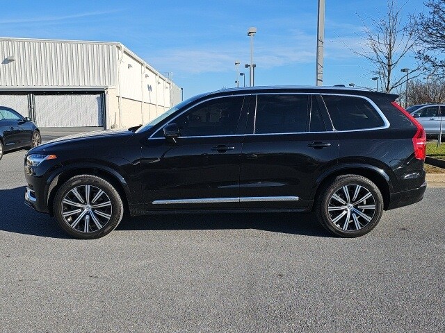 2024 Volvo XC90 B5 Core photo 2
