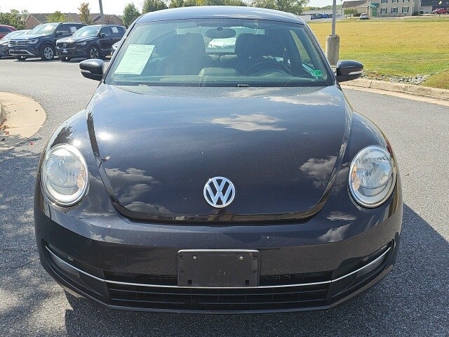 2012 Volkswagen Beetle Turbo photo 2