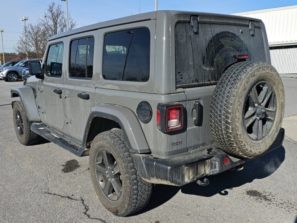 Used 2021 Jeep Wrangler Unlimited Sahara SUV