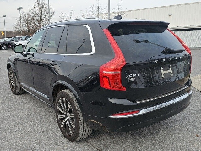 2024 Volvo XC90 B5 Core photo 4
